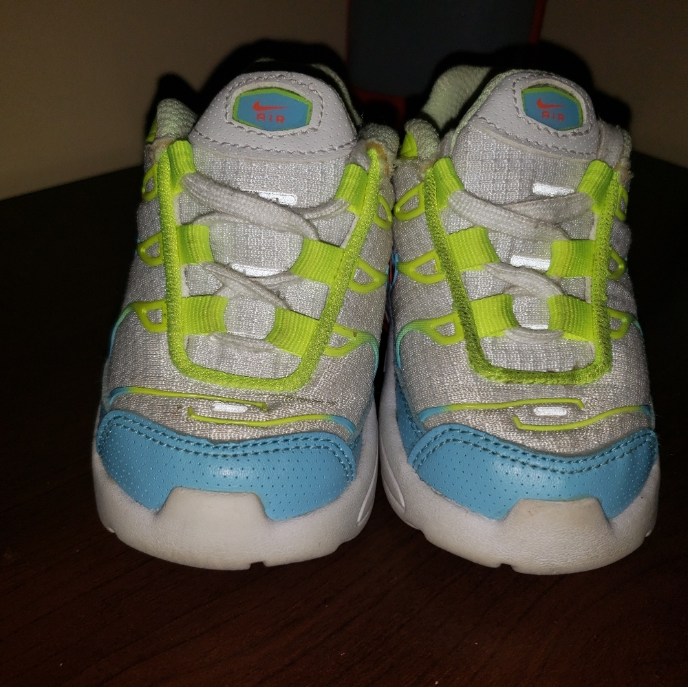 Toddler shoes